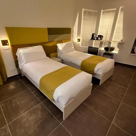 Guest house Joyfuel 3*