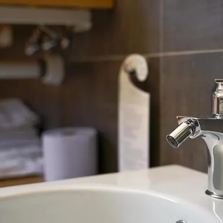 Joyfuel 3* Finale Ligure