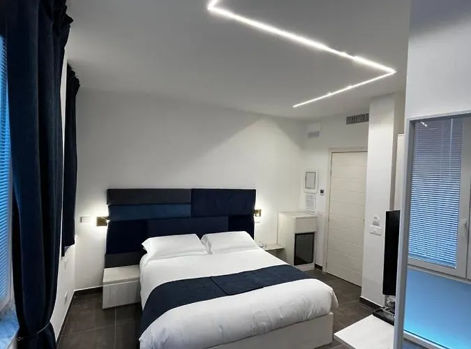 Pensión Joyfül Finale Ligure