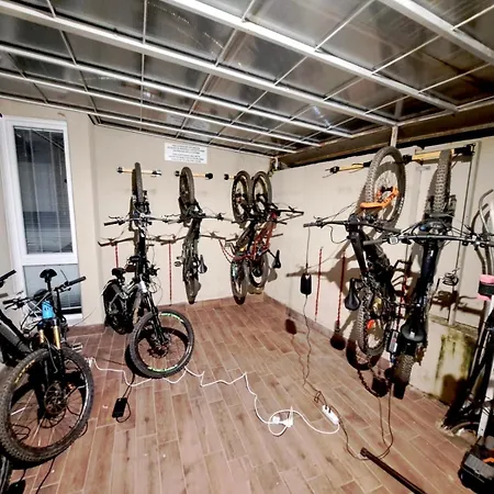 Joyfuel ゲストハウス 3*